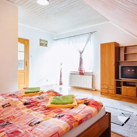 Goscinne U Barbary Lantgård